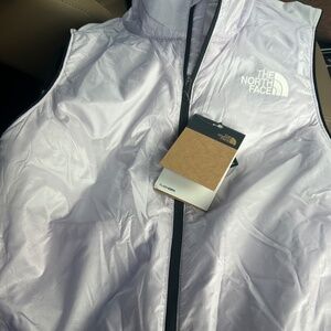 North face vest size small